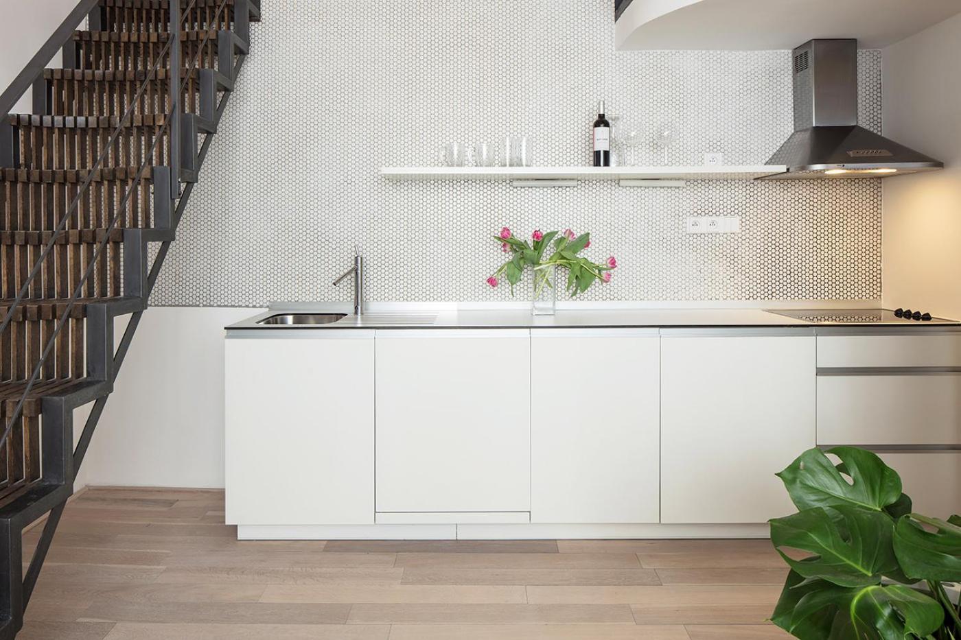 Holeckova Apartments Прага Екстериор снимка