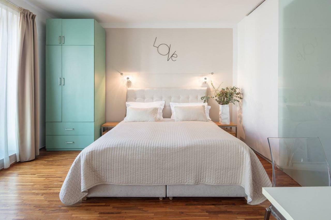 Holeckova Apartments Прага Екстериор снимка